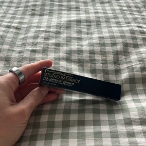 Mac Studio Radiance Concealer